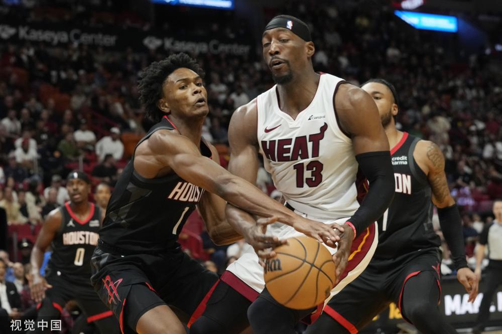 出意料之外 出意料之外