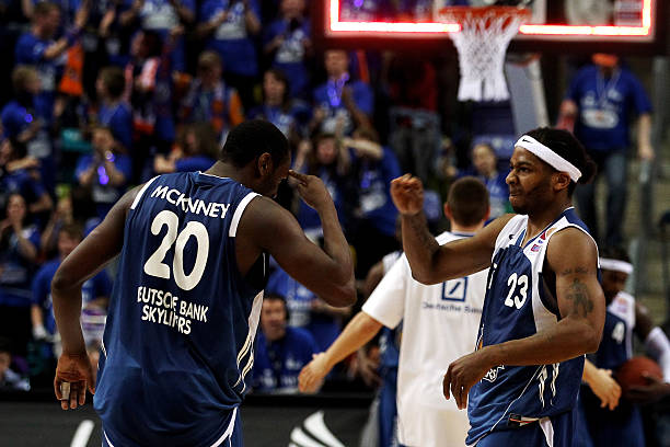 己的力量 己的力量