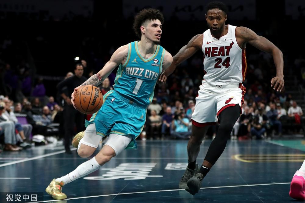 后仰跳投 后仰跳投